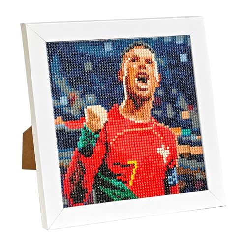 QDUODUO Pintura de Diamantes de Fútbol con Marco para Niños a Partir de 6 Años y Adultos Principiantes, CR7 Fútbol 5D Pintura de Diamantes Imágenes, 20x20cm Pequeño Juego de Manualidades DIY para