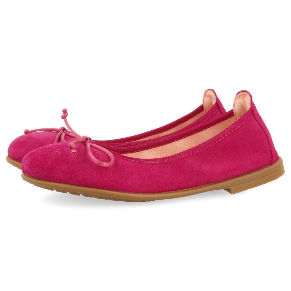 Ballerines fuchsia fille Gioseppo contre pieds fatigués