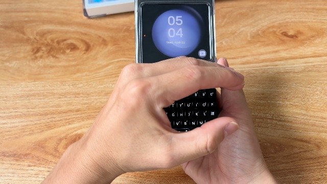 Amazon.com: EXknight Magnetic Keyboard Kit for Samsung Galaxy Z