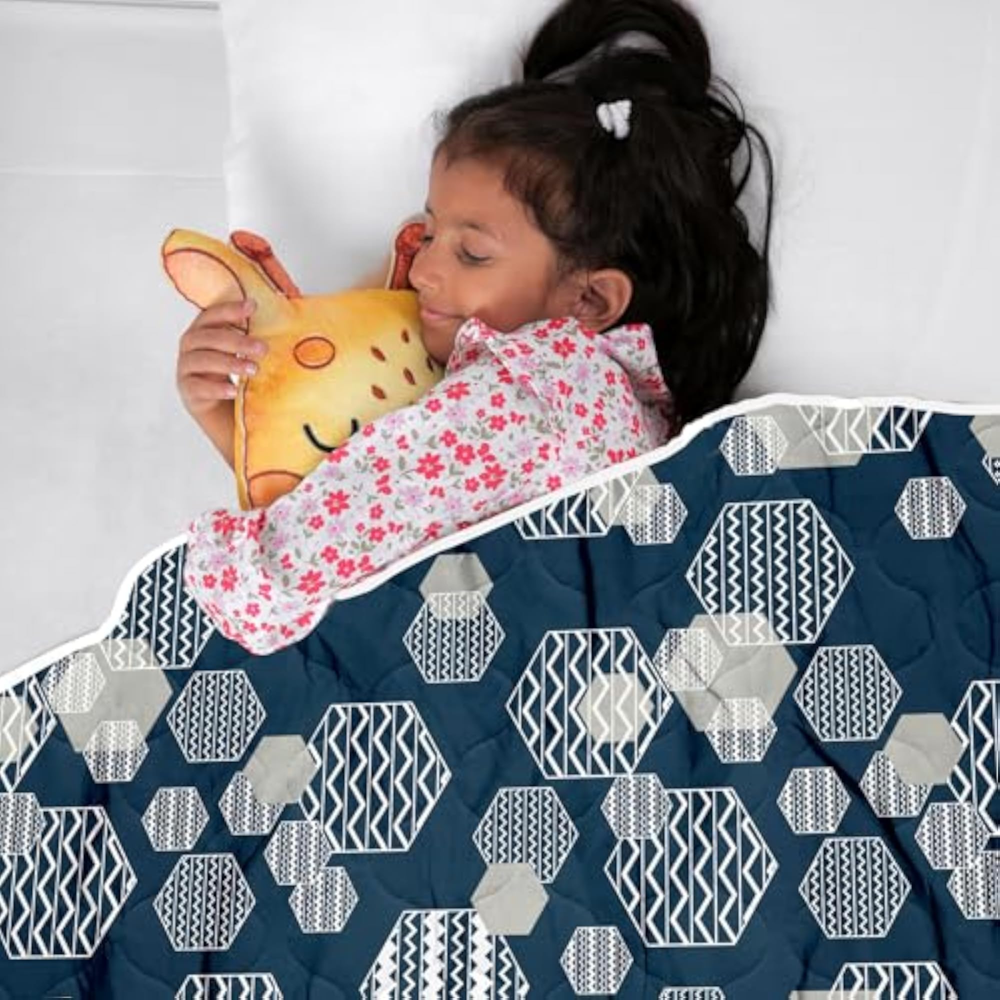 120 GSM Microfiber Reversible Kids Single Bed Comforter, Lightweight