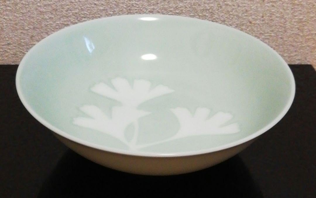 人間国宝　井上萬二作　青白磁　公様樹文　鉢　共箱　食器 Amazon.co.jp: 人間国宝 井上萬二作 青白磁 公様樹文 鉢 共箱