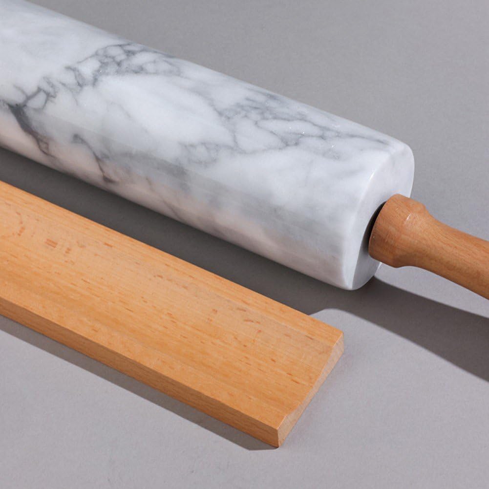 Mattarello in Marmo con Culla in Legno Manico Spesso Set per Cottura Forno, Rullo Lucido di qualità Premium 45 Cm per Impasto della Pizza, Fondente, Crosta di Torta, Superficie Antiaderente