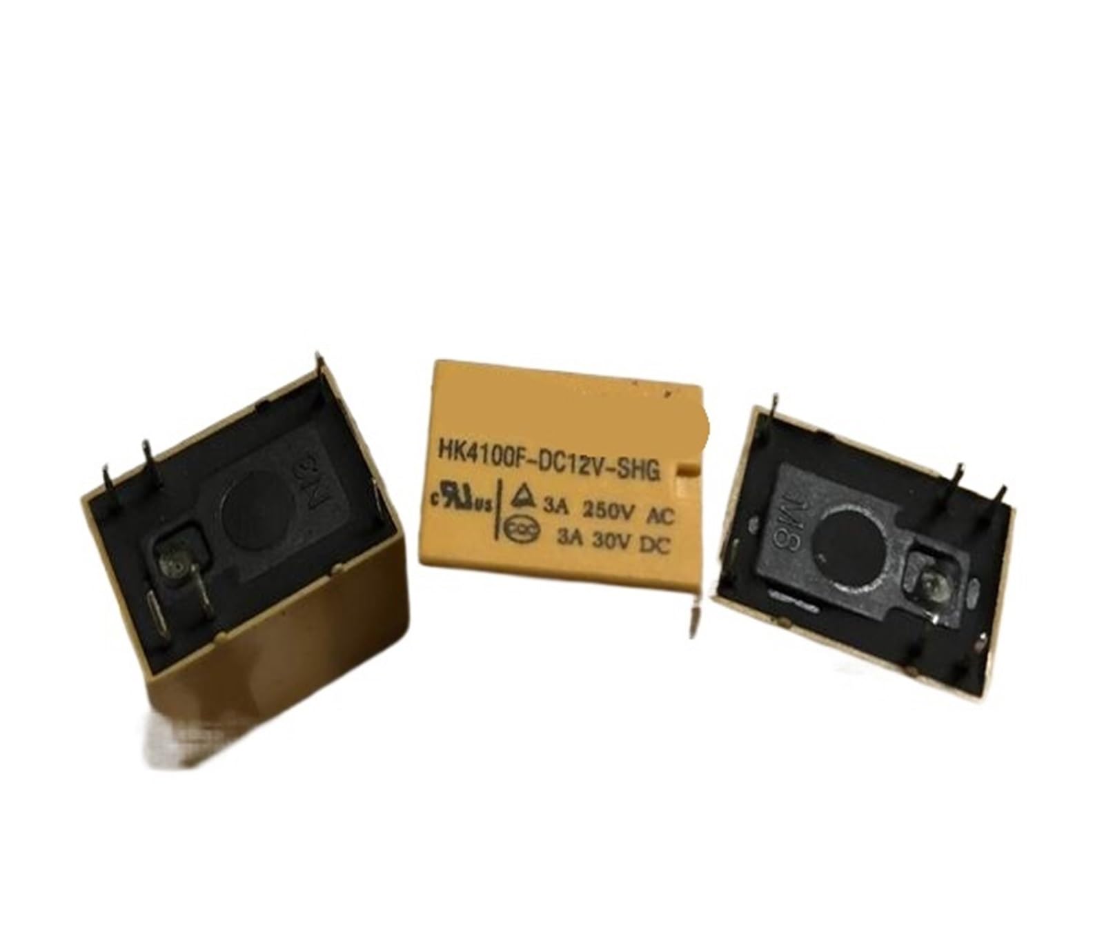 Relais HK4100F-DC12V-SHG pour réparer une carte électronique en panne