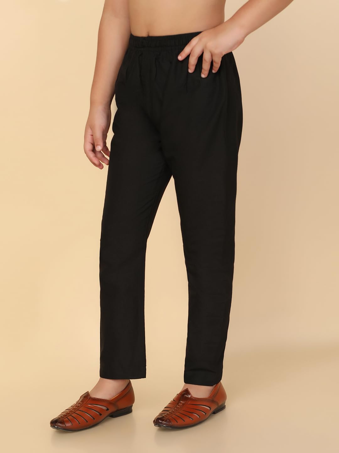 Kisah Kid's Ethnic Wear Solid Straight Fit Black Churidar (9-10Y)