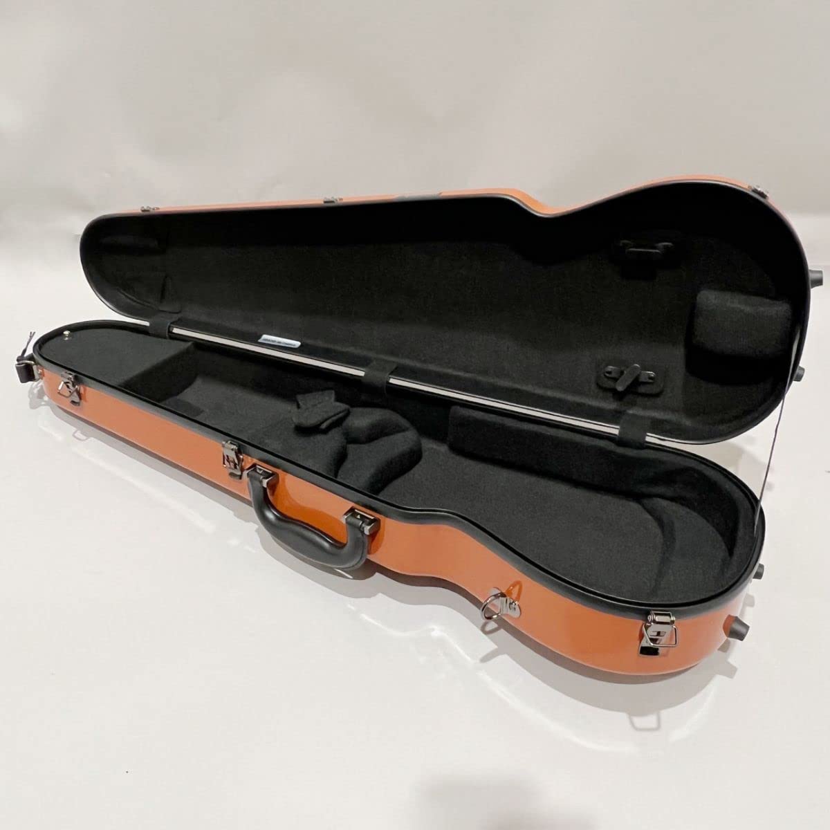 イーストマン　バイオリンケース　4/4 Eastman case | 42,900 ~ | 鈴木弦楽器