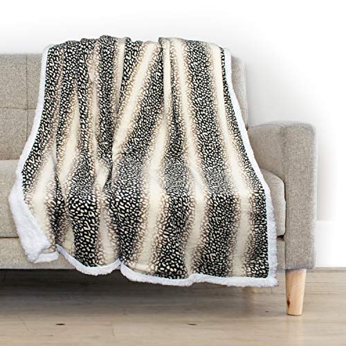 Delindo Lifestyle® Plaid Dingo - En microfibre polaire corail - 150 x 200 cm - Doux et moelleux - Avec aspect peau d'agneau - Pour adultes et enfants Cover