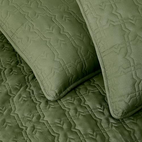 Olive Green King Size Quilt Bedding Sets with Pillow Sham, Summer Lightweight Soft Bedspread Coverlet, Farmhouse Country Textured Quilted Blanket Thin Comforter Bed Cover, 3 Pieces, 104x90 inches
