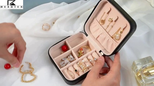 PU Leather Mini Jewelry Case, Travel Jewelry Box, Small Jewelry