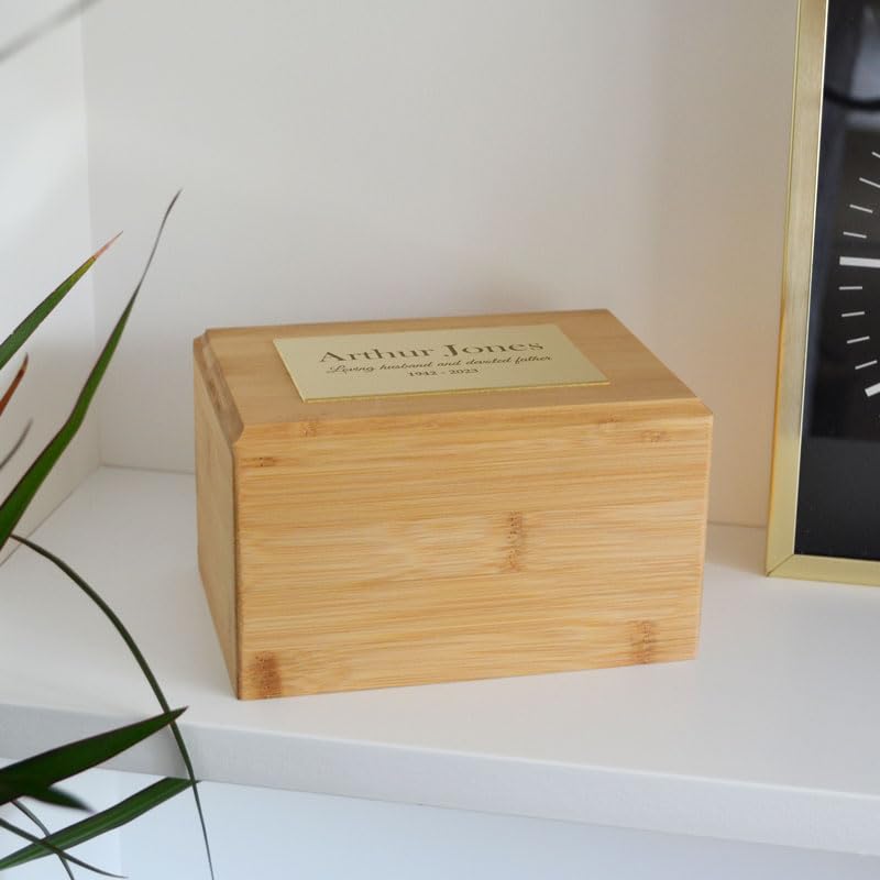 Urna de bambú personalizada para cenizas con mensaje grabado tradicional, rectangular de 2,2 litros, homenaje personalizado con placa de efecto latón