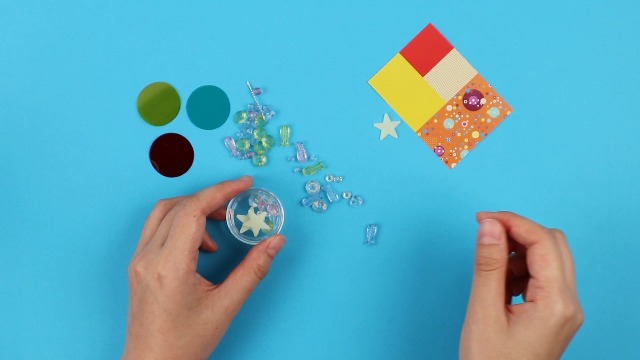 Amazon.com: 4M Kidzlabs Kaleidoscope Making Kit - Optical Light