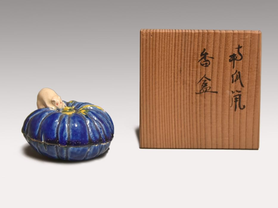 Amazon.co.jp: 南京鼠香合横山朝陽（作）共箱茶道具陶磁器巧匠会y1745