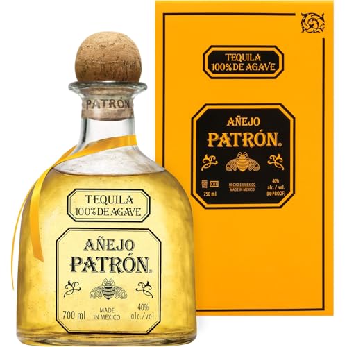 PATRÓN Añejo Premium Tequila, Vol. 40%, 70 cl / 700 ml, creata in Messico in piccoli lotti a partire dal 100% della migliore agave Weber Blue, invecchiata per oltre 12 mesi in botti di rovere