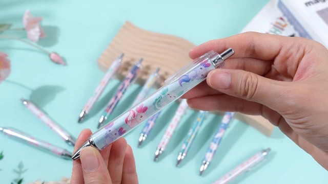 Amazon.com: Dispowreath 12 Pcs Christmas Axolotl Ballpoint Pens