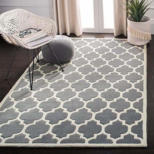 SAFAVIEH Zeitgenössische Teppich für Wohnzimmer, Esszimmer, Schlafzimmer - Chatham Collection, Kurzer Flor, Dunkelgrau und Elfenbein, 183 X 274 cm SAFAVIEH Zeitgenössische Teppich für Wohnzimmer, Esszimmer, Schlafzimmer - Chatham Collection, Kurzer Flor, Dunkelgrau und Elfenbein, 183 X 274 cm