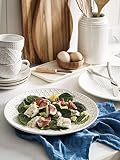 LE TAUCI Talerze obiadowe, talerze ceramiczne 25 cm, wytłaczana kamionka, okrągłe talerze sałatkowe, porcelanowy zestaw naczyń, naczynia do serwowania na Święto Dziękczynienia i Boże Narodzenie, zestaw 4 sztuk, arktyczna biel