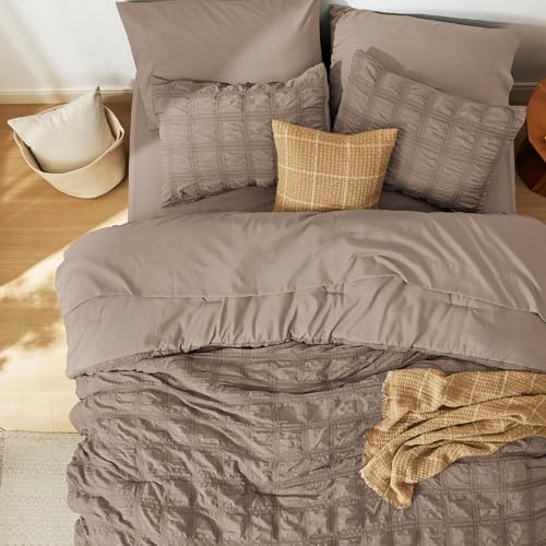 Bedsure Bed in a Bag Queen - 7 Pieces Plaid Seersucker Bedding Comforter Sets, Soft Lightweight Affogat Boho Bed Set with Comforters Queen Size, Sheets, Pillowcases & Shams
