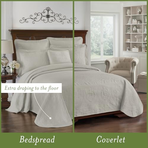Image of King Charles Modern Farmhouse Floral Matelasse Coverlet, 100% Cotton Breathable Bedding, King /Calking, Grey