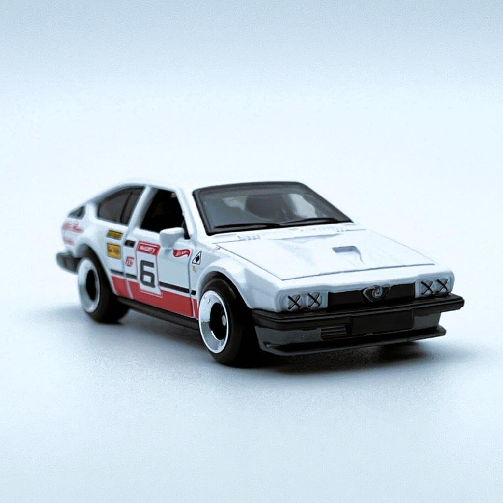 Hot Wheels - Alfa Romeo GTV6 3.0 - Retro Racers 10/10 - HKJ83 - Short Card - Moma - Brembo - Agip - White - Mattel 2023 - Image 3