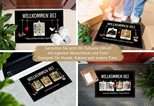 PfotenSchild Fußmatte mit Spruch - Willkommen bei - mit Wunschfotos und Wunschnamen der Haustiere - Geschenkidee für Haustierbesitzer - DREI Tiere - 60 x 40 cm