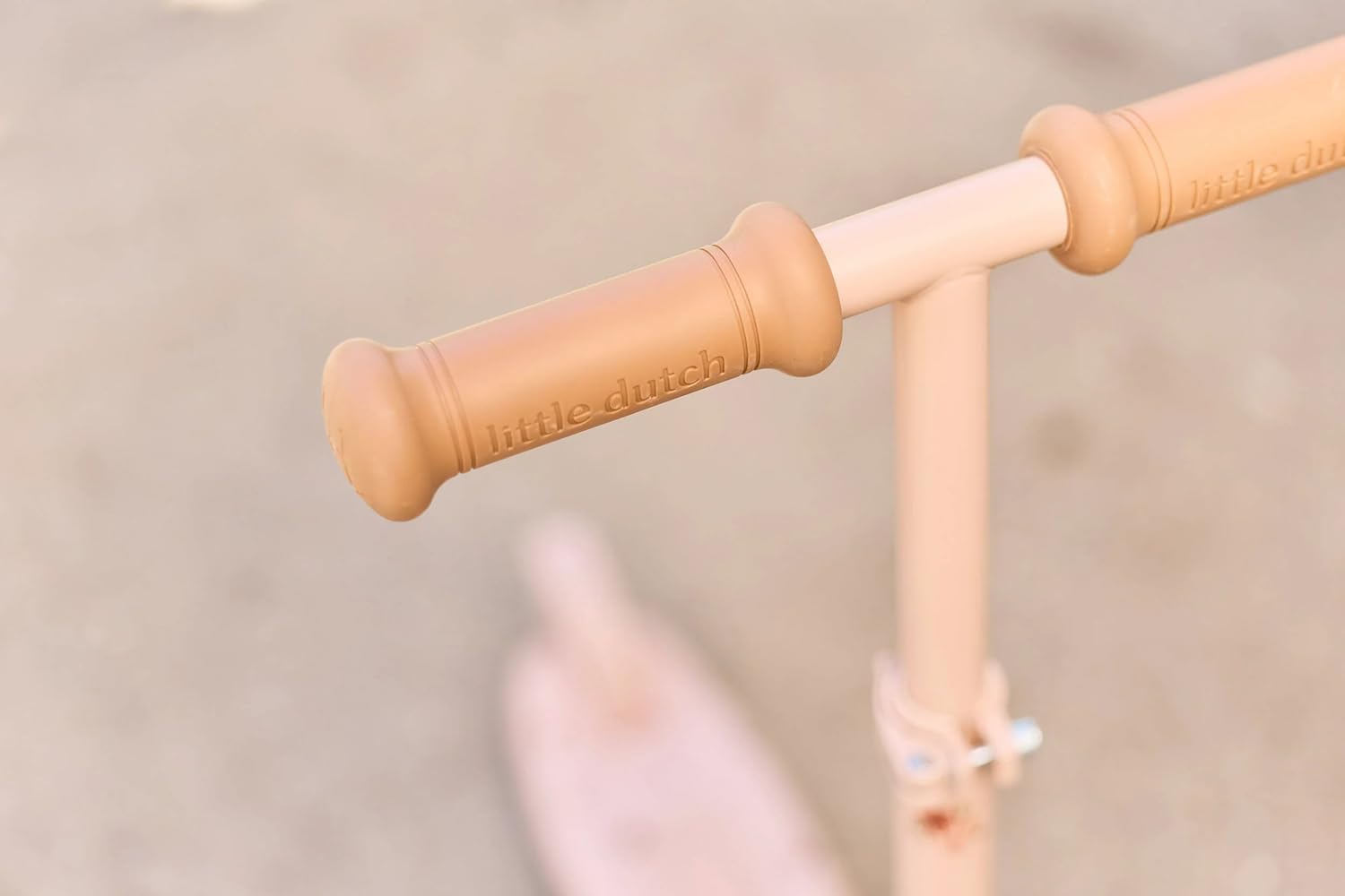 Little Dutch Kinder Scooter - Stabiler Roller - Höhenverstellbarer Cityroller - Sportlicher Kinderroller - Tretroller mit 3 Rädern - für Mädchen von 3-5 Jahre - bis zu 50 kg - Fairy Floral - pink