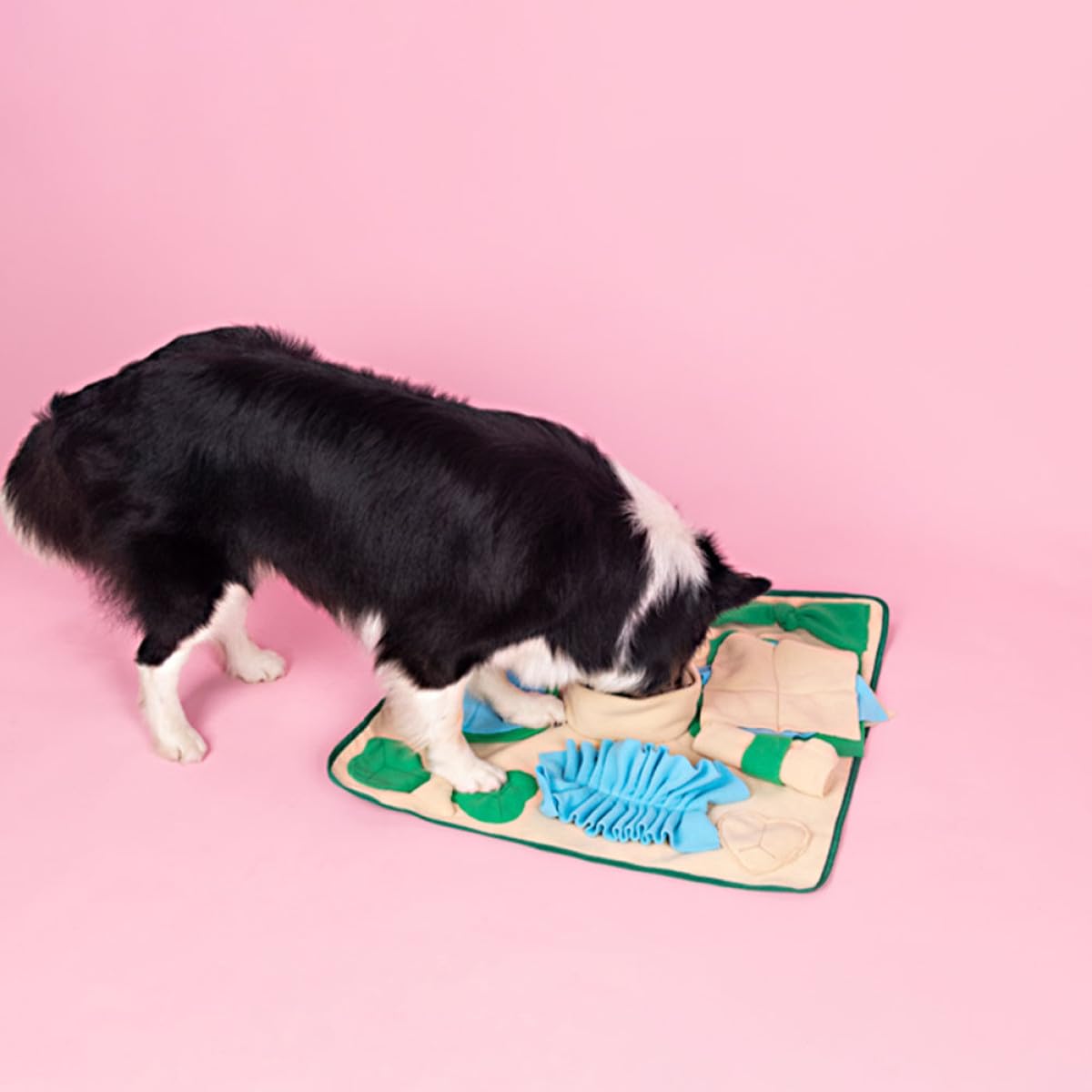 SUPVOX Schnüffelmatte Hund aus Polarfleece Welpen Futtermatte zur Stressreduktion Langsames Fressen Geeignet für Kleine bis Große Hunde Haustierfreundlich