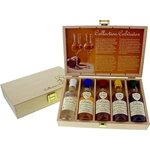 Calvados Collection – 5 rustikale Apfelbrand-Miniaturen in schöner Holzkiste als Geschenk-Idee für den Sommer