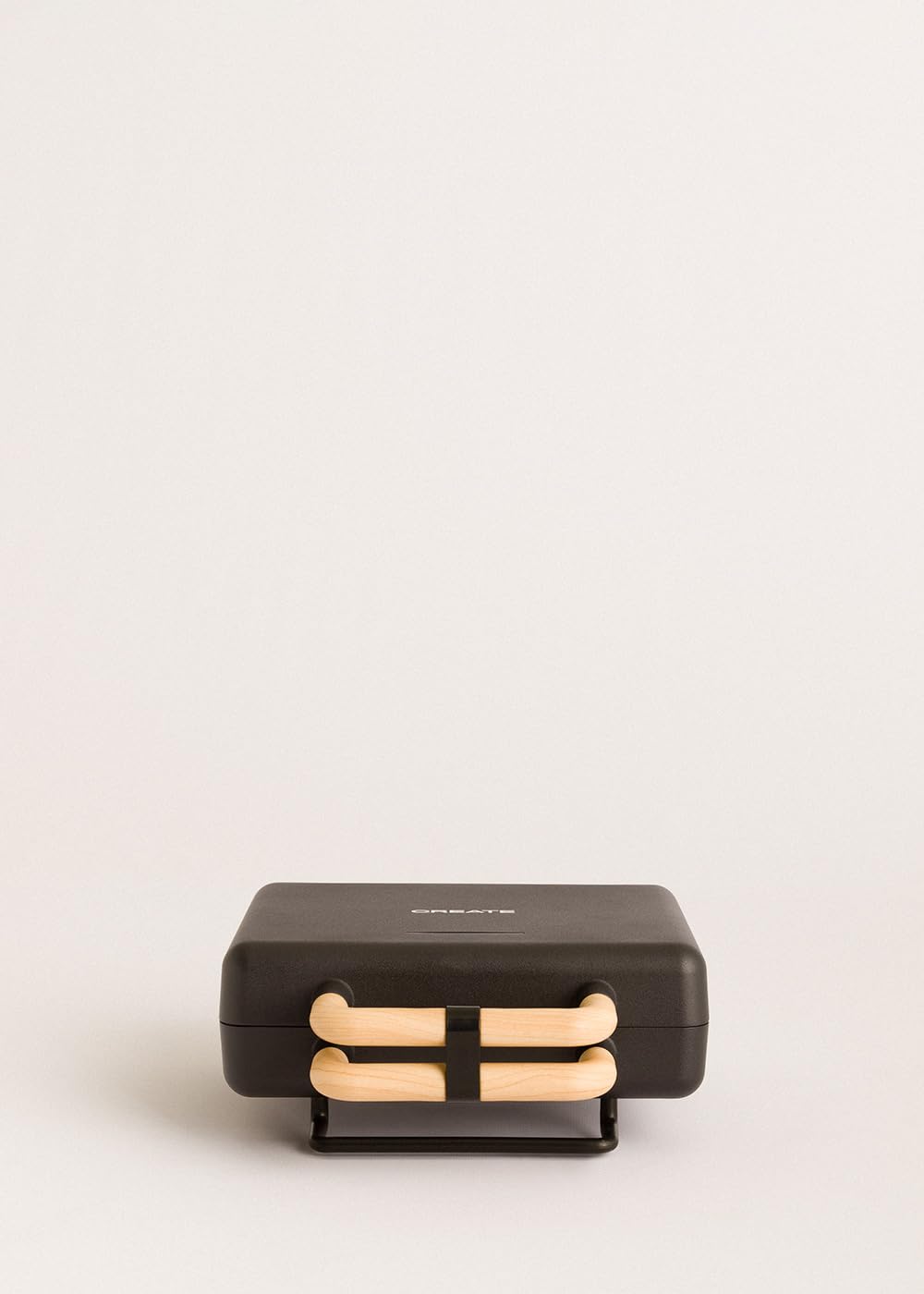 CREATE/STONE STUDIO/Sandwichera-Grill y gofrera doble negro / 3 placas intercambiables: Grill, Gofre y Sandwich, antiadherente, apertura 100º, 2 rebanadas, autoapagado, retro, 800W