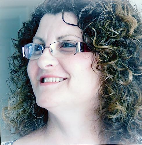 Connecting with Nature: Mindful stitching and textile art through the seasons - Image 4