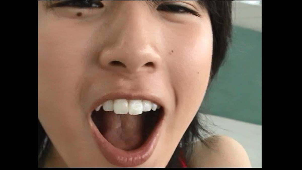 女子アナ　アップ Amazon.co.jp: 発送元信越放送（SBC）アナウンサー 岸田奈緒美 キッス青リンゴ 女子アナ 大阪市立大学法学部卒業 : おもちゃ