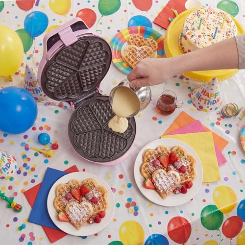 Foto von Bestron Waffeleisen für klassische Herzwaffeln, Waffelmaker mit Antihaftbeschichtung für Waffeln in Herzform, Retro Design, inklusive Rezeptvorschläge, 700 Watt, Farbe: Rosa