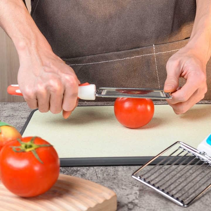 Deconox Paslanmaz Çelik Silikon Saplı Testere Ağızlı Dilimleyici - Sebze ve Meyve Şekillendirici, Ergonomik, Bulaşık Makinesinde Yıkanabilir Mutfak Dilimleyici
