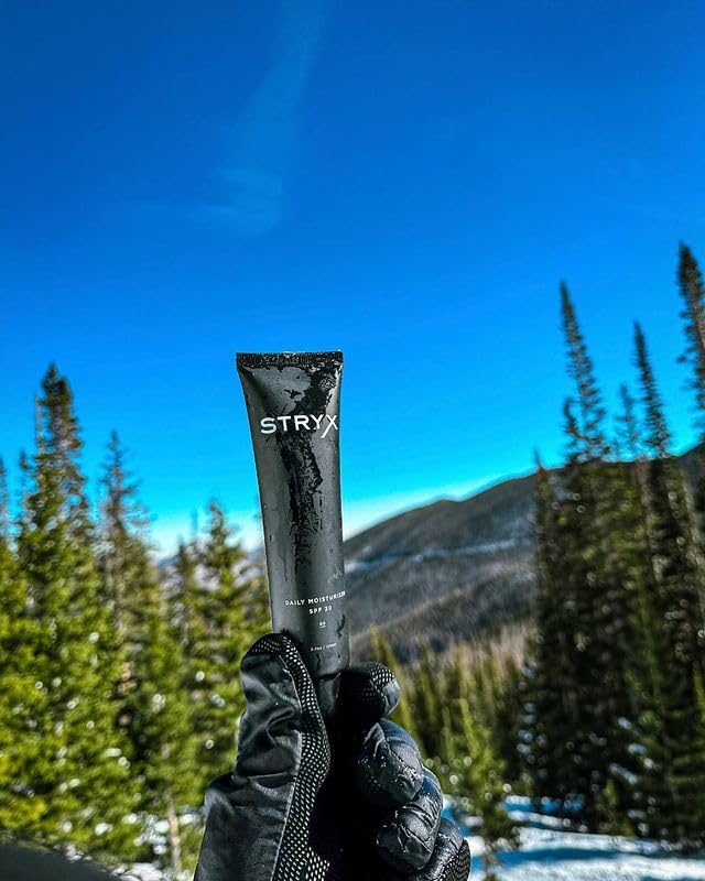 Stryx Mens Face Moisturizer with SPF 30 Unscented Premium Ultra Sheer Facial Sunscreen for Men – Anti-Aging Face Cream Hydrating, Vegan and Natural - Image 7