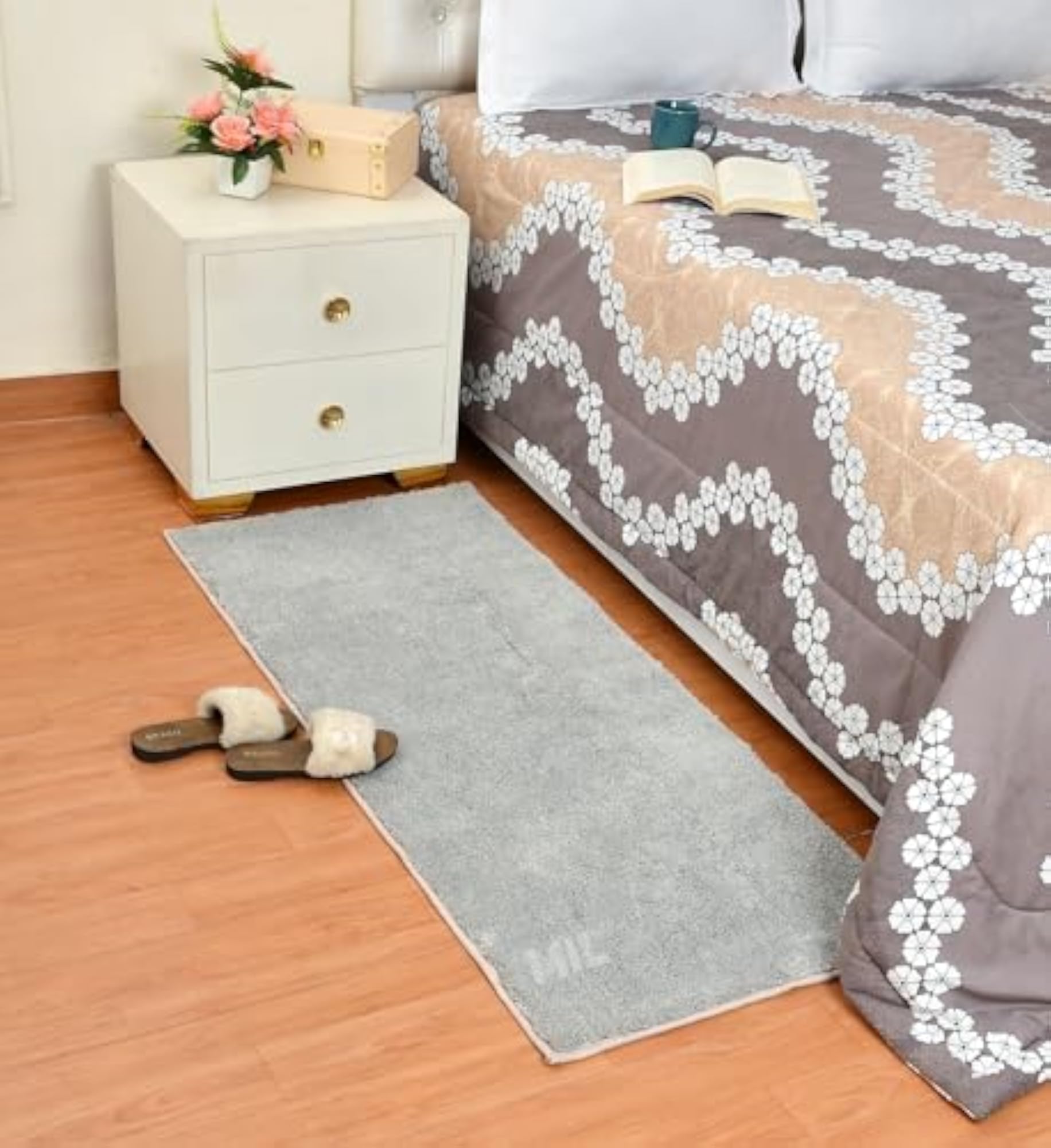 Solid Colors Super Soft Microfibre Runners for Bedroom Mat