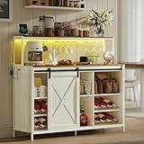 VASAGLE Barschrank, Weinschrank mit Steckdosenleiste, Sideboard mit sprachgesteuerter LED-Beleuchtung, Schiebetüren, S-Haken, Weinglashalter, Flaschenhalter, vintageweiß-honigbraun LSC201WJ02