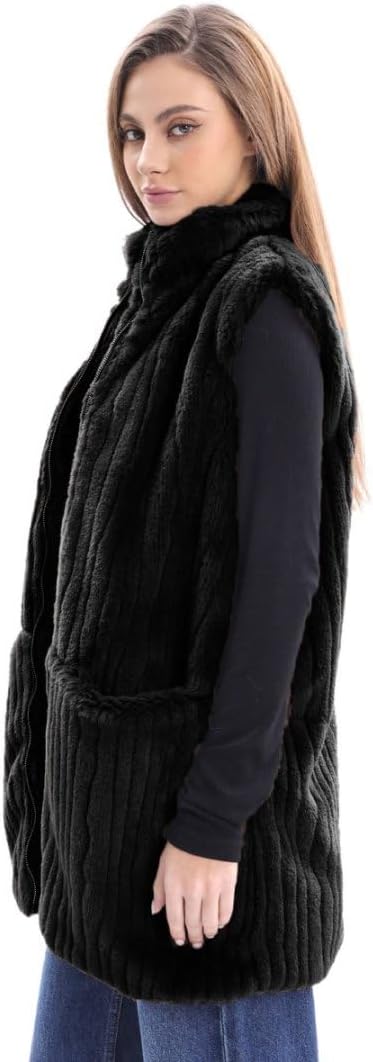 Amazhiyu Women's Faux Fur Vest Winter Sleeveless Stand Collar Zip Coat Pockets