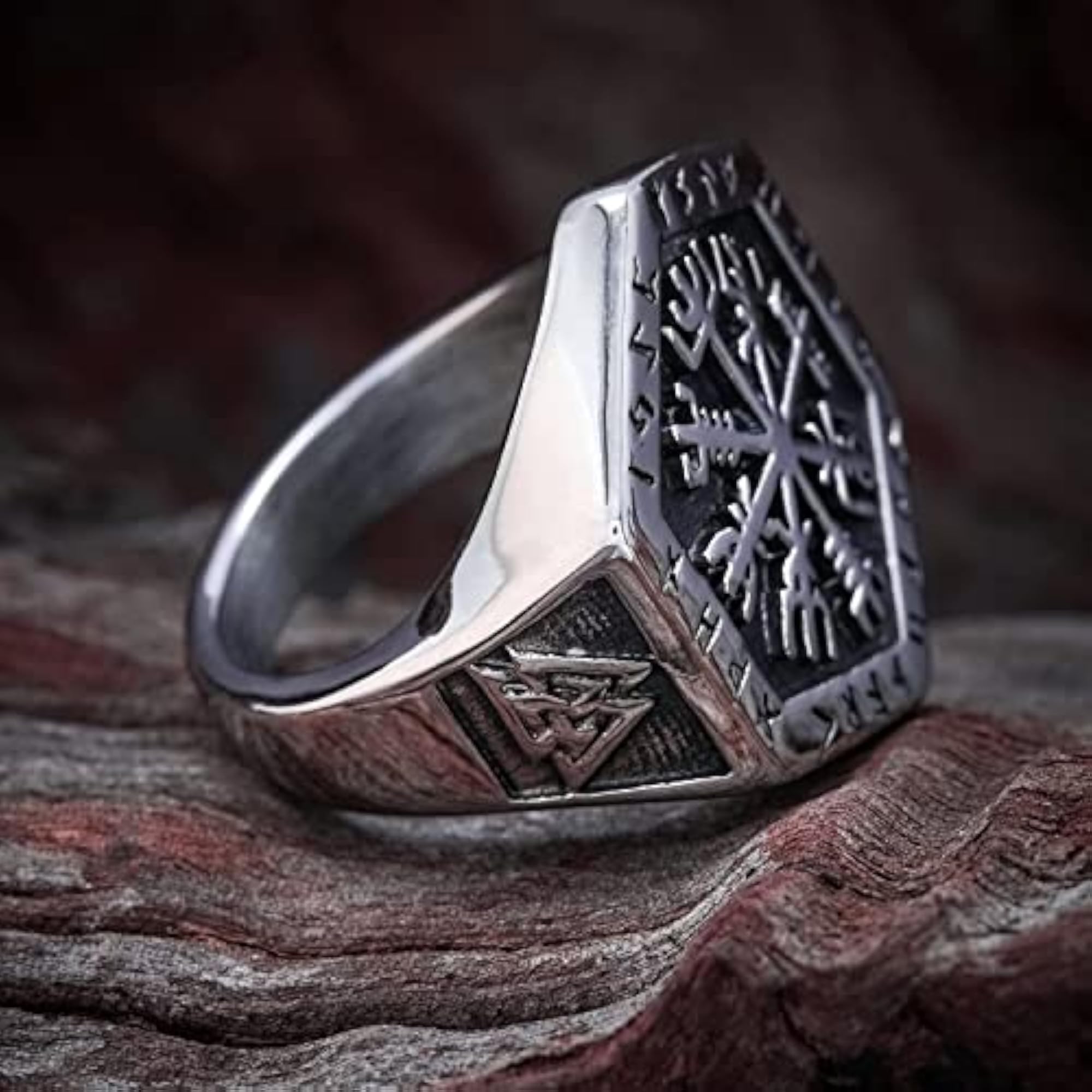 Men's Viking Totem Compass Titanium Steel Ring