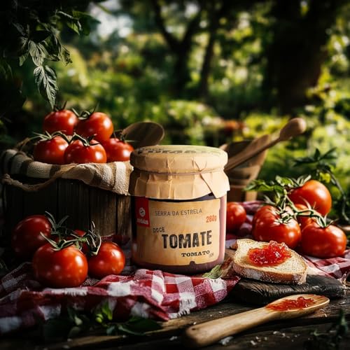 Auswahl verschiedener Marmeladen, Set mit 4 Gläsern à 280 g, exklusive Geschmacksrichtungen: Kürbis mit Gewürzen, Tomate, Himbeere, Feige mit Walnuss, ohne künstliche Zutaten.