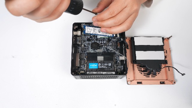 Amazon.co.jp: MINISFORUM EliteMini UM780XTX ミニpc AMD Ryzen 7