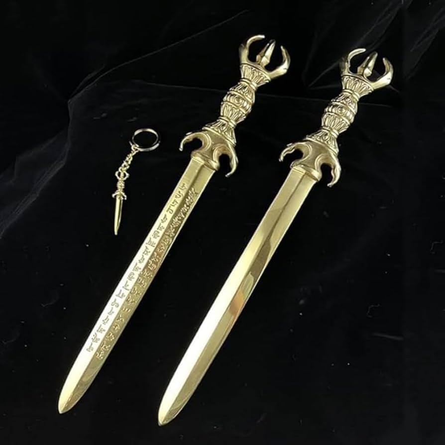 不動明王　剣　特注品　一点物 Amazon｜不動明王 三光剣 密教法具 不動明王の剣 宝剣 魔剣