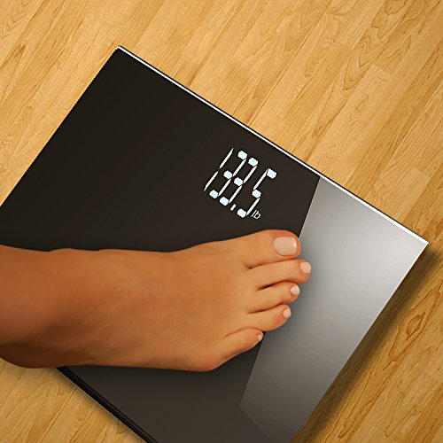 Pèse-personne numérique design TFA 98.1107 pour une routine bien-être matinale