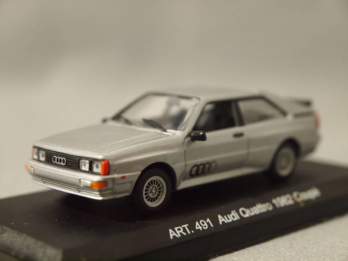 新古品 1/43 アウディ純正 ミニチャンプス アウディ クワトロ シルバー