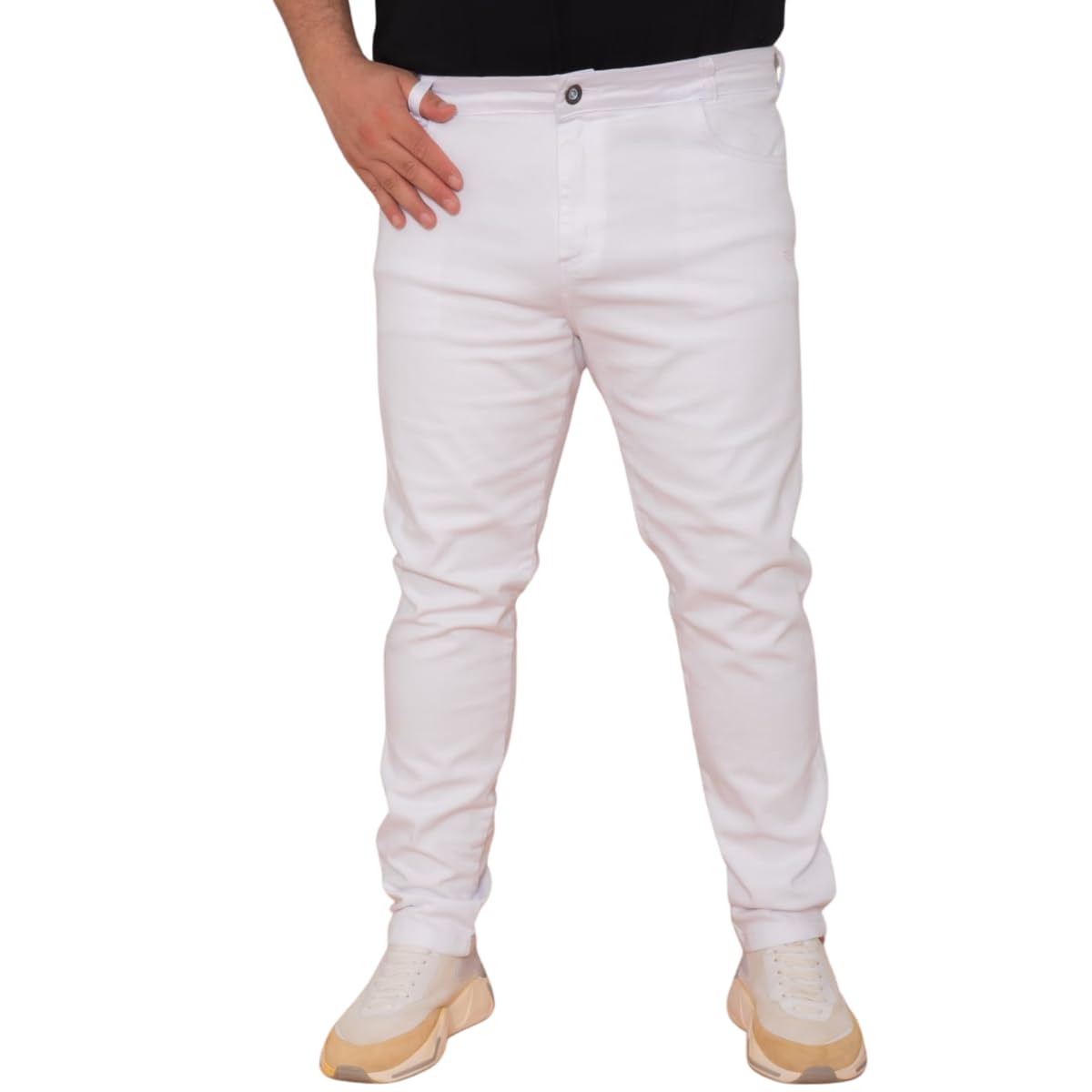 Calça Allepo Jeans Masculina Plus Size em Sarja, Branca, Estilo Casual em promoção! Veja a oferta e mais achadinhos de Calças 6 Hoje é o melhor dia para comprar Calça Allepo Jeans Masculina Plus Size em Sarja, Branca, Estilo Casual com aquele preço maroto! Promoção! Aproveite a oferta! 6
