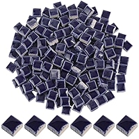 SOFPLATE 1 Boîte De 200 G De Carreaux De Mosaïque Carrés Verts En Porcelaine Opaque Vert Foncé Petits Cabochons émaillés Teintés De 1 Cm Pour Projets