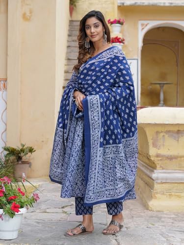 Image of Amayra Women Rayon Printed Anarkali Kurta With Pant And Dupatta Set