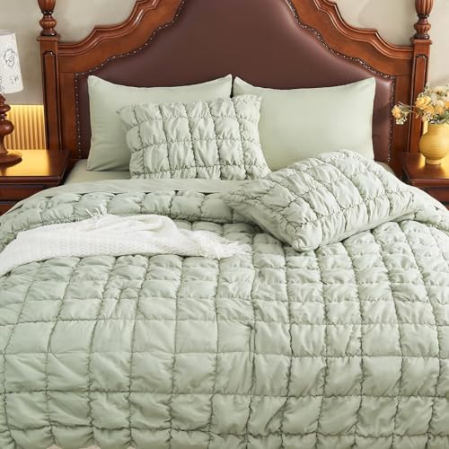 Image of Green Comforter Set King Size Bed in A Bag 7 Piece Pinch Pleat Bedding Set, Pintuck Ruched Square Bed Set with Comforter, Sheets, Pillowcases & Shams