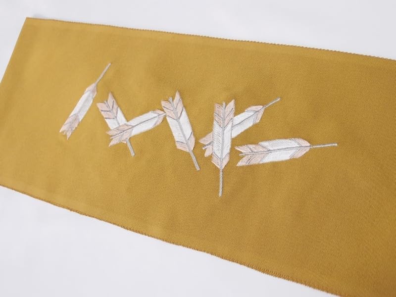 Amazon.co.jp: 兜 半襟 正絹 刺繍 半衿 落ち着いた金茶衿秀 和想庵 