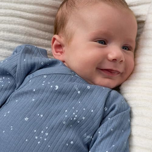 Image of Gerber Baby 9-piece Baby Gift Set for Newborn Boys & Girls - Premium Cotton Baby Essentials Layette Set