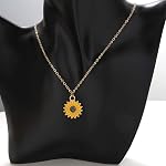 Sunflower Collier pendentif pour les femmes Filles Cadeaux d'anniversaire de Noël Niece Colliers de tournesol pour femmes Bijoux de tournesol Cadeau inspirant avec carte de message pour fille