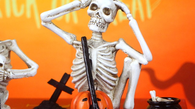 Set 3 Estatuas Halloween Calavera con Calabaza y Tumba miniatura 7