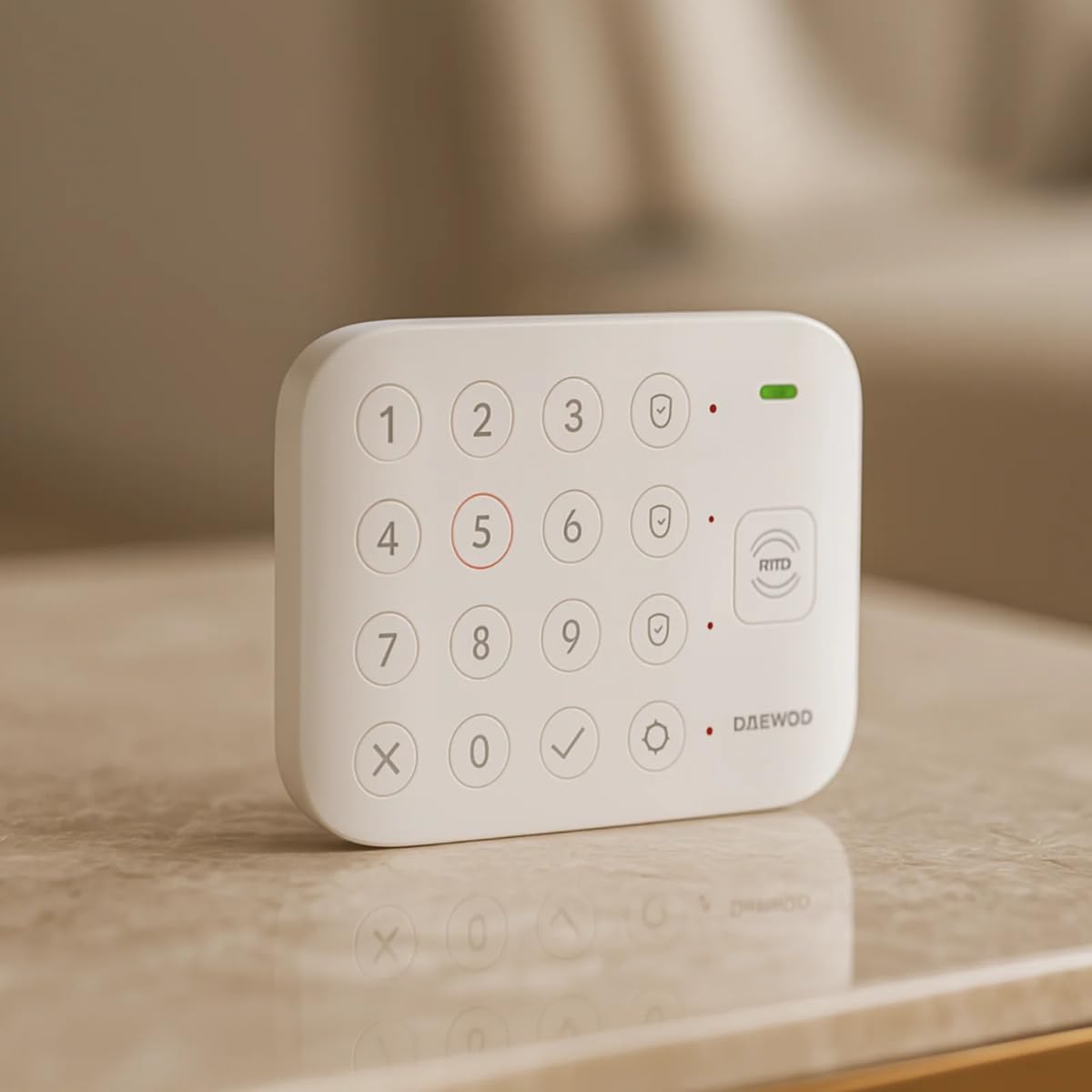 Daewoo Alarme Maison Connectée Vigilia+ | Kit Complet WiFi & GSM | Caméra Rotative, 2 Détecteurs Ouverture/Vibration, 1 Détecteur Mouvement Animaux, RFID | sans Abonnement | Compatible Alexa & Google